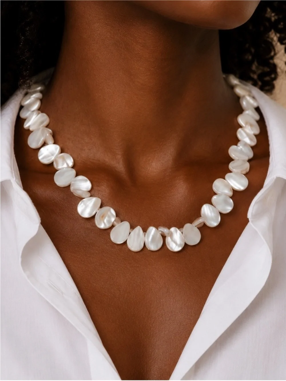 New! Shell Teardrop Chain Necklace NWOT (5009)
